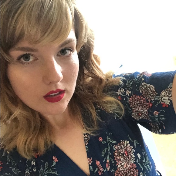 Meet your Posher, Skylar - Picture 2 of 3